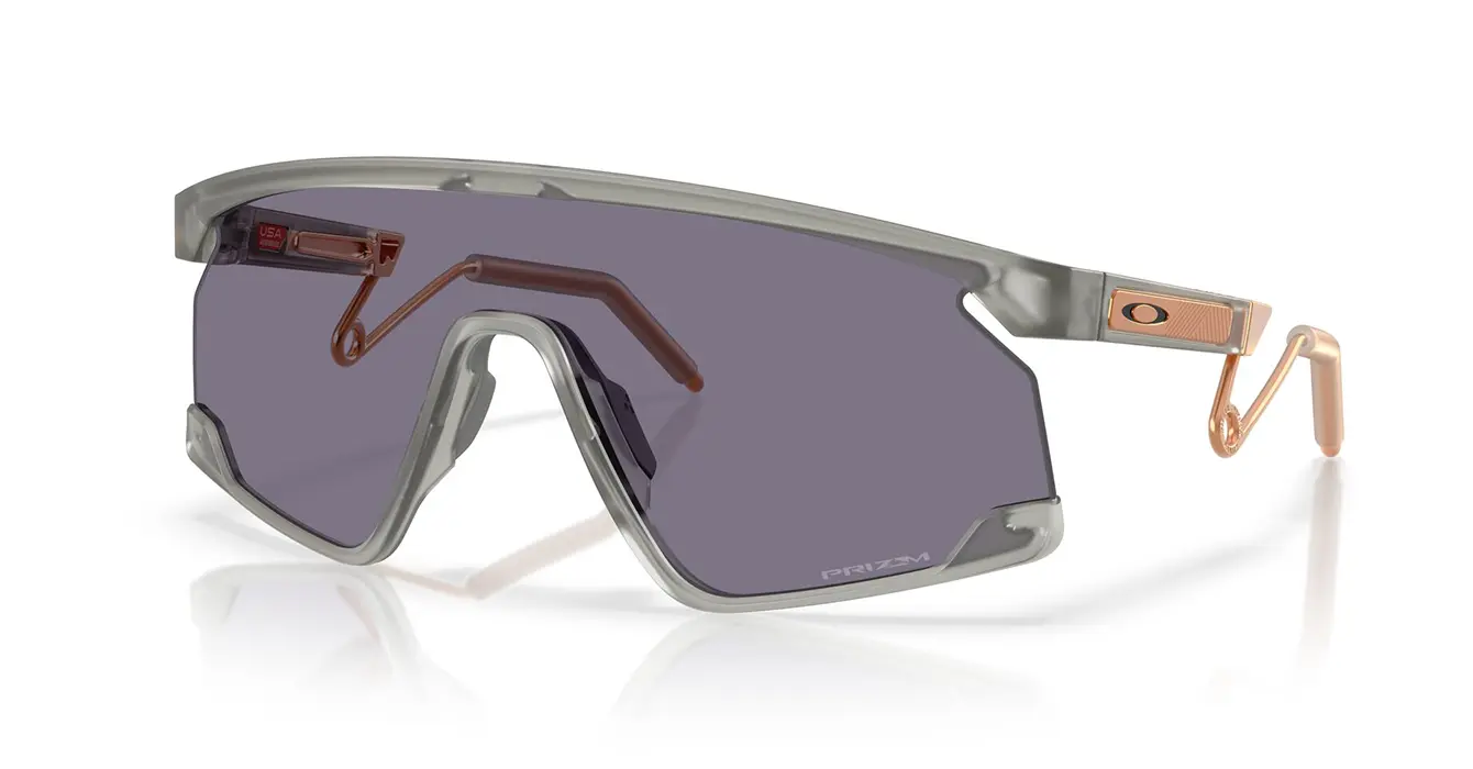 Oakley BXTR Metal Trans Grey Ink W/ Prizm Grey (OO9237-13) s39