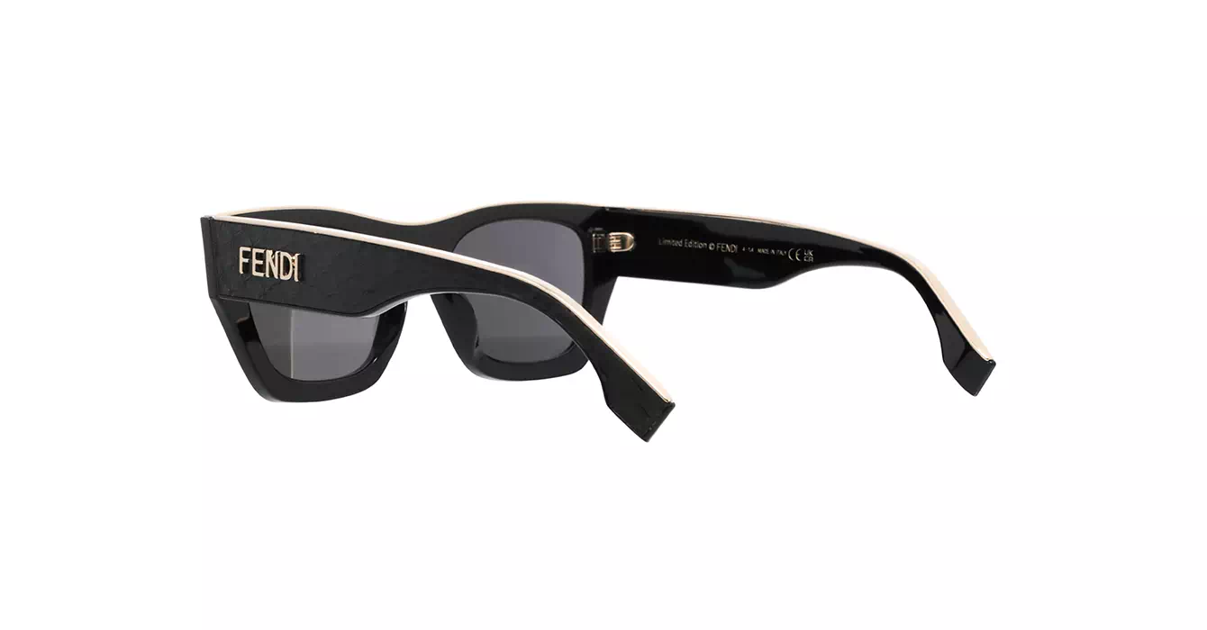 Fendi FE40126I 01A s53