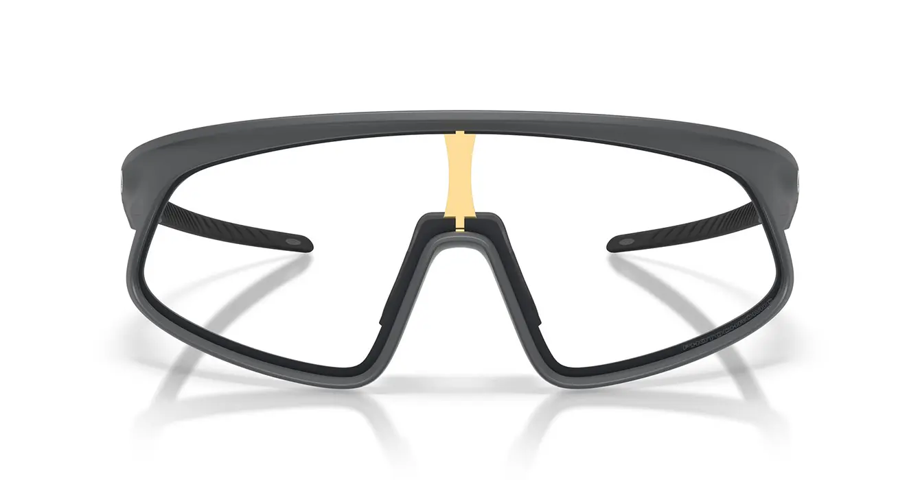 Oakley RSLV 141 Matte Carbon W/ Clear/Grey Photochromic (OO9524D-06) s41
