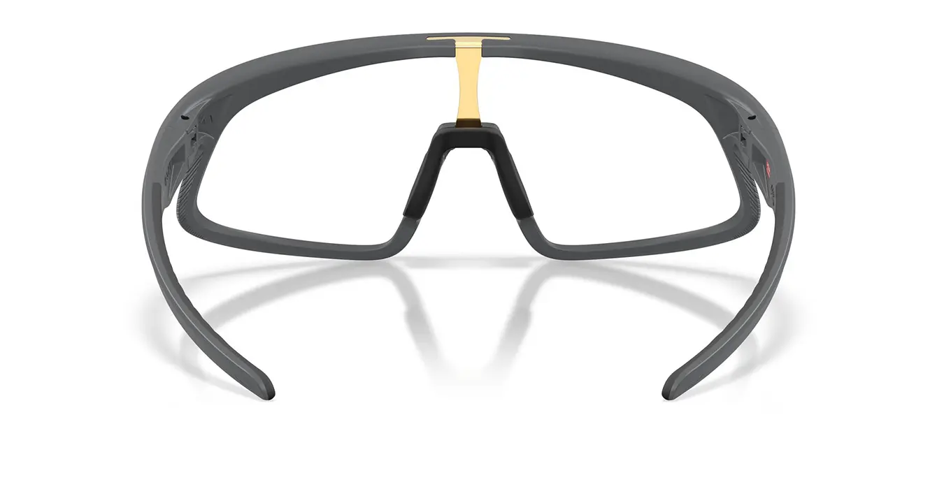 Oakley RSLV 141 Matte Carbon W/ Clear/Grey Photochromic (OO9524D-06) s41