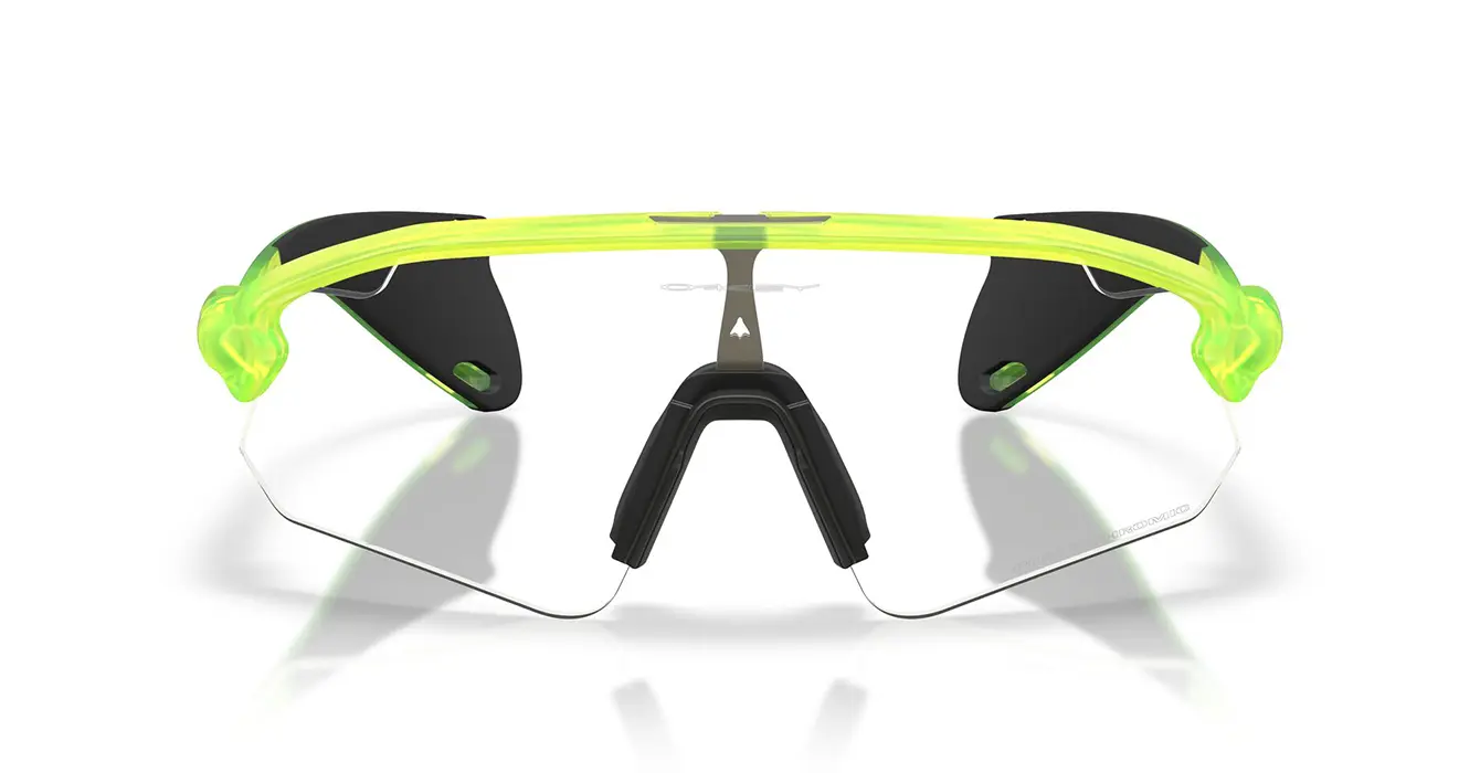 Oakley Stunt Devil A Matte Uranium W/ Photochromic (OO9525-04) s37